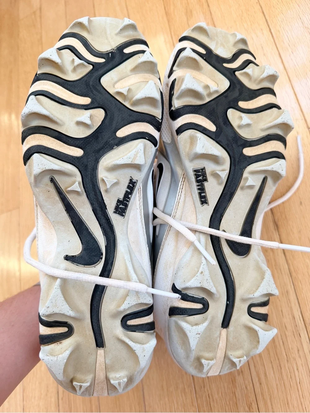 Nike Alpha Menace 4 Shark Football Cleats White/Black Men’s Size 8 FN0028-100